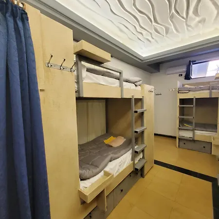 Wander Luxe Vandrarhem Tirana