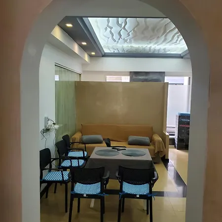 Wander Luxe Albergue