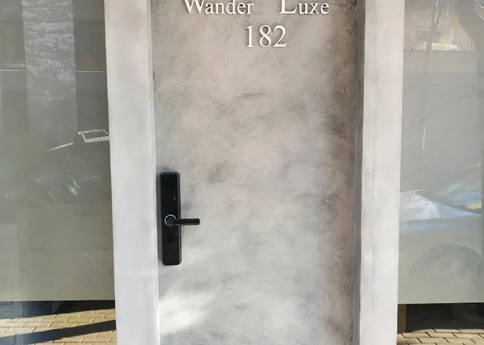 Wander Luxe Albergue *