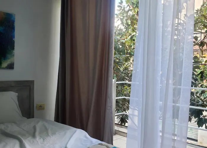 Wander Luxe Hostel Tirana