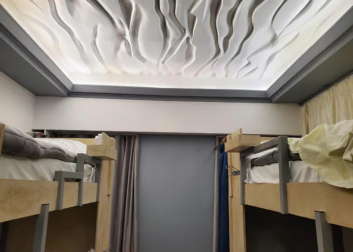 Wander Luxe ティラナ