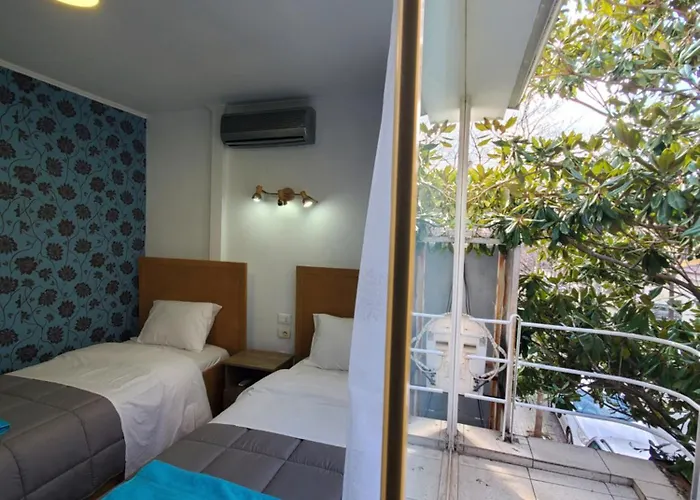 Hostel Wander Luxe Tiran